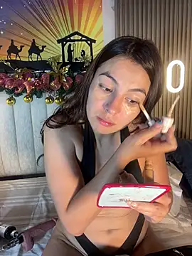 Snapshot of Dakota_Evanns chatting on 12/15/25, 07:07 Dakota Evanns online show from 12/15/25, 07:07