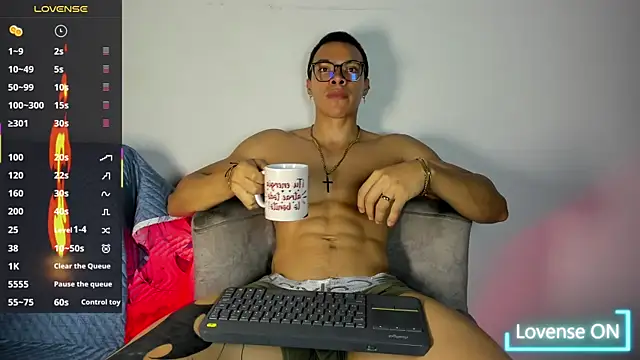adriel escalante online show from 07/09/26, 02:37