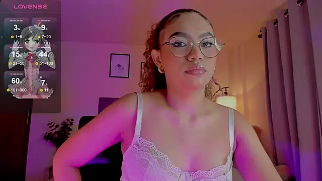 Snapshot of OxanaFedorova1- chatting on 06/19/26, 08:23 OxanaFedorova1- online show from 06/19/26, 08:23