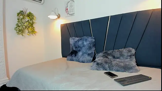 ryan cum23 online show from 09/30/25, 12:15