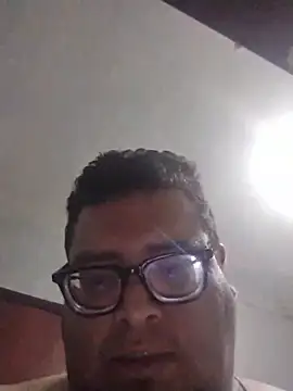Santiagoqro85 online show from 05/07/26, 03:45