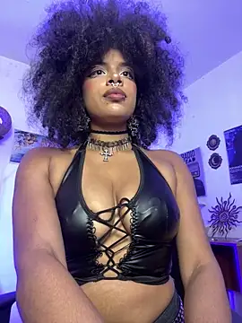 Raven luv online show from 05/15/26, 08:49