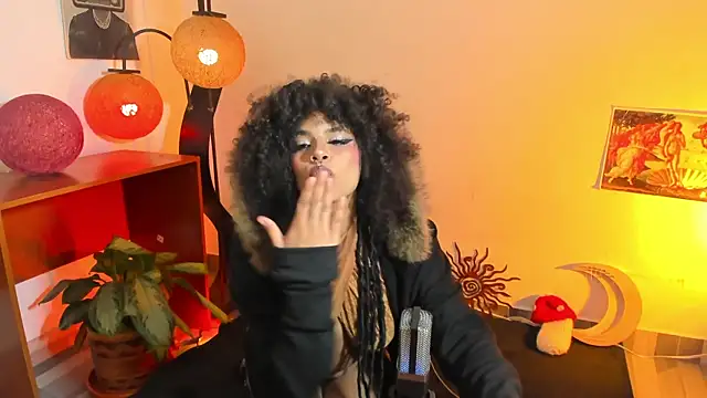 Raven luv online show from 05/29/26, 04:43
