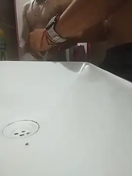 Snapshot of ThiagoFernandezChancay25 chatting on 11/08/25, 12:33 ThiagoFernandezChancay25 online show from 11/08/25, 12:33