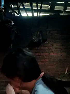 Snapshot of kemtuoi-sex chatting on 09/18/25, 12:01 kemtuoi-sex online show from 09/18/25, 12:01