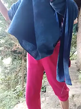 Snapshot of kemtuoi-sex chatting on 11/15/25, 01:25 kemtuoi-sex online show from 11/15/25, 01:25