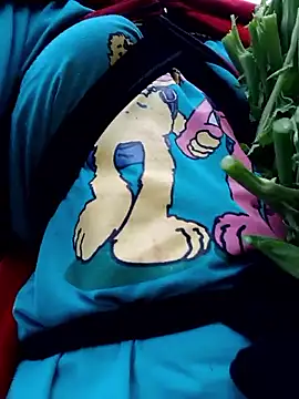 Snapshot of kemtuoi-sex chatting on 02/22/26, 10:25 kemtuoi-sex online show from 02/22/26, 10:25