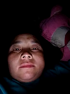 Snapshot of kemtuoi-sex chatting on 02/23/26, 04:37 kemtuoi-sex online show from 02/23/26, 04:37