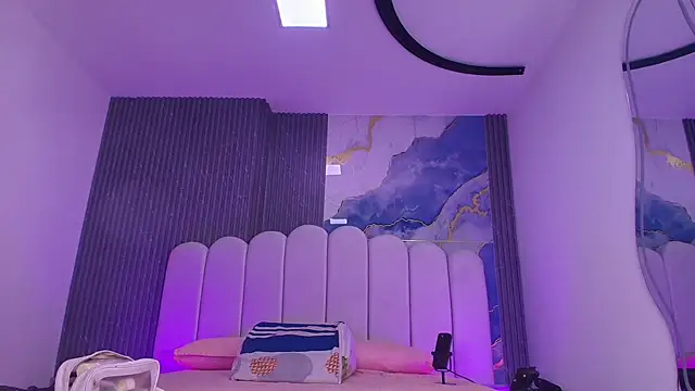 abbyrouss  online show from 07/01/26, 03:08