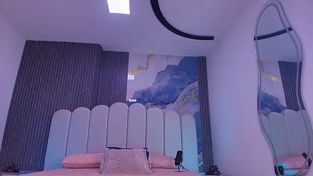 abbyrouss  online show from 07/03/26, 03:13