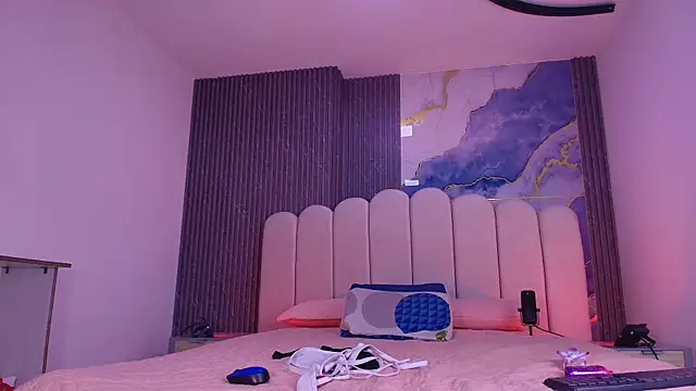 abbyrouss  online show from 07/07/26, 03:20