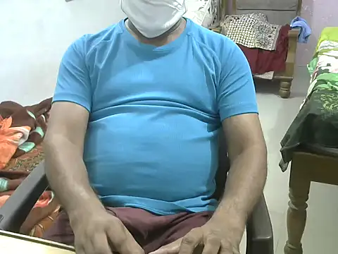 Famit025 online show from 04/14/26, 05:30