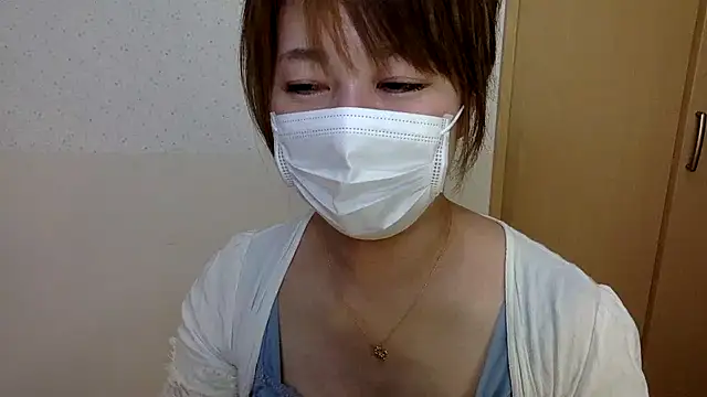 Snapshot of kitty_kyoto chatting on 10/03/25, 03:09 kitty kyoto online show from 10/03/25, 03:09