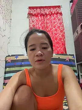 Snapshot of slimmy_ME chatting on 09/17/25, 04:25 slimmy ME online show from 09/17/25, 04:25