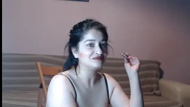 Snapshot of anittac14 chatting on 11/11/25, 07:47 anittac14 online show from 11/11/25, 07:47