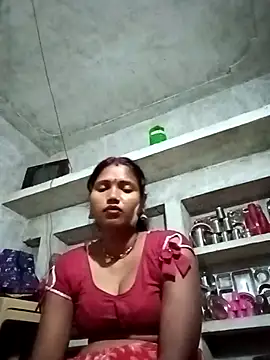 Snapshot of Cm_pooja chatting on 09/22/25, 07:05 Cm pooja online show from 09/22/25, 07:05