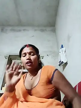 Snapshot of Cm_pooja chatting on 05/22/26, 04:45 Cm pooja online show from 05/22/26, 04:45