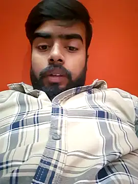 soniriyaa010101 online show from 11/02/25, 10:39