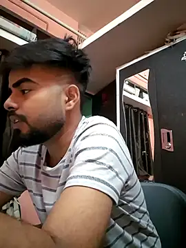 soniriyaa010101 online show from 04/02/26, 07:44