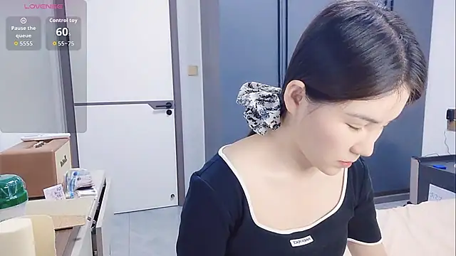 luckckcj online show from 12/23/25, 09:51