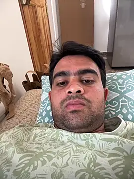 Snapshot of sunnu_97_ chatting on 02/16/26, 06:31 sunnu 97 online show from 02/16/26, 06:31