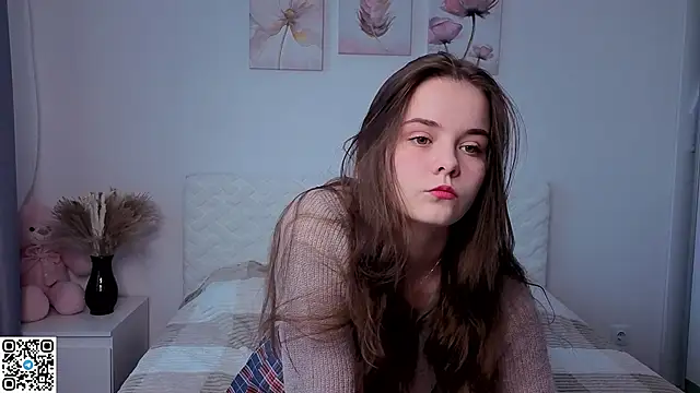 Snapshot of Dangerouss_Lady chatting on 09/17/25, 04:47 Dangerouss Lady online show from 09/17/25, 04:47