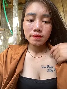 chipp-bong online show from 10/17/25, 12:25