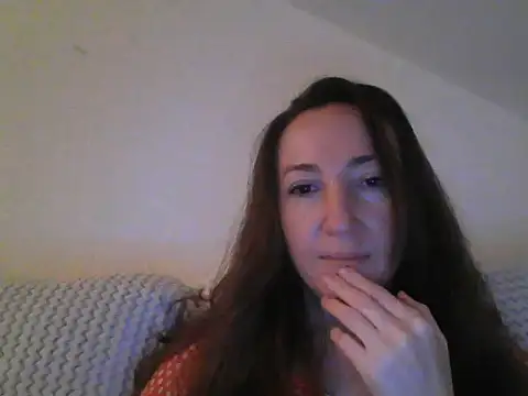 Snapshot of Valessya chatting on 05/03/26, 08:59 Valessya online show from 05/03/26, 08:59