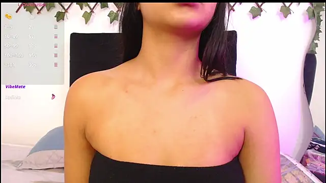 aurelyne gp online show from 09/26/25, 11:36
