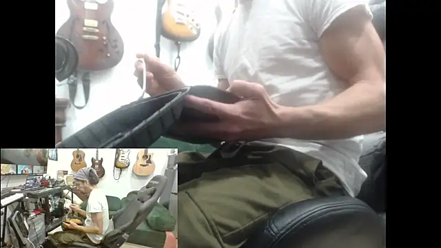 Snapshot of Stringin69 chatting on 02/10/26, 12:04 Stringin69 online show from 02/10/26, 12:04