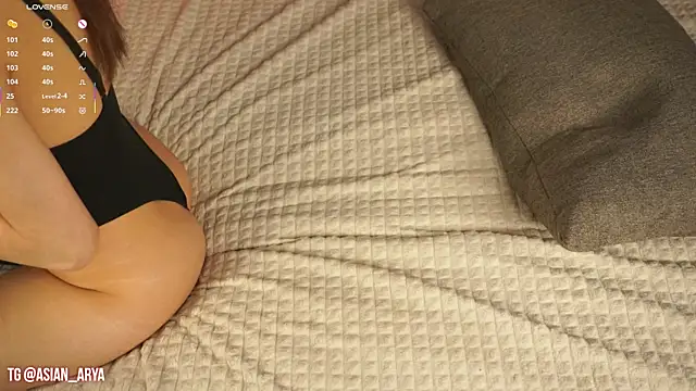 bigboobsarya online show from 04/01/26, 11:55