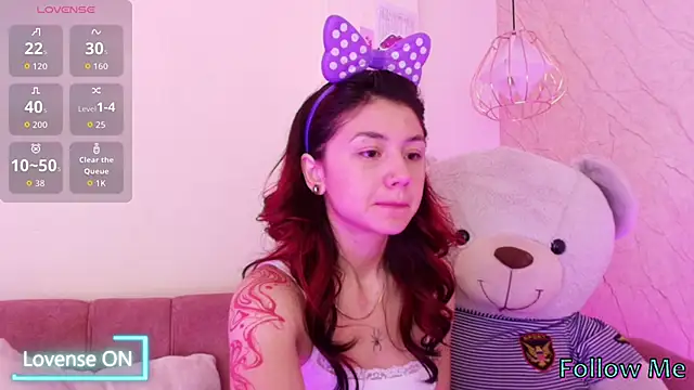 april bennett online show from 09/24/25, 12:19