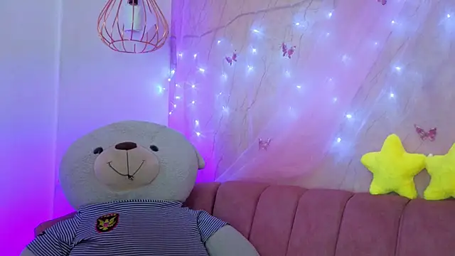 april bennett online show from 01/05/26, 05:38