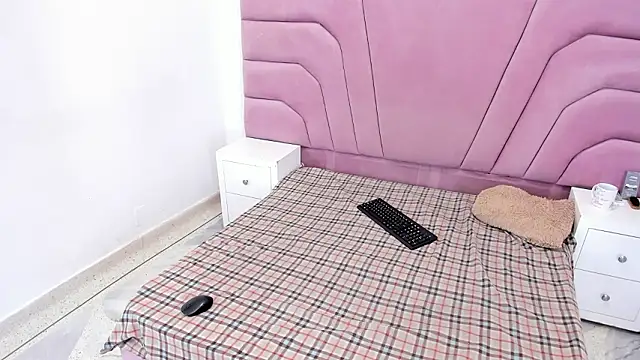 Snapshot of kingmaverickx chatting on 03/26/26, 03:23 kingmaverickx online show from 03/26/26, 03:23