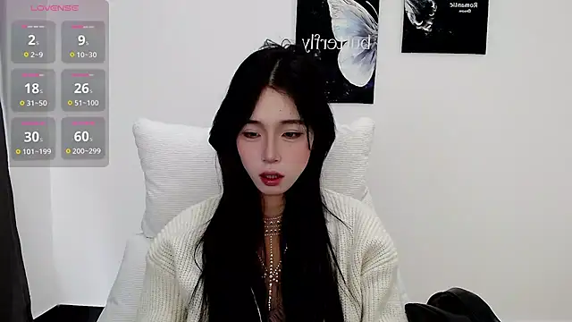 Snapshot of Wfrost0707 chatting on 10/23/25, 06:34 Wfrost0707 online show from 10/23/25, 06:34