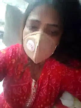 Snapshot of hottie_jenny9 chatting on 10/29/25, 09:55 hottie jenny9 online show from 10/29/25, 09:55