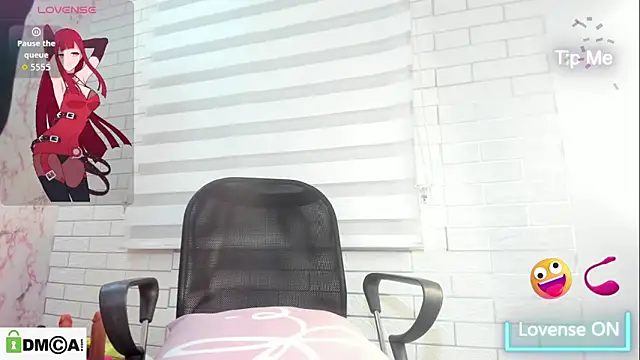 Caroline daring online show from 01/17/26, 01:27