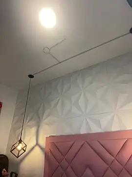 Caroline daring online show from 05/23/26, 12:31