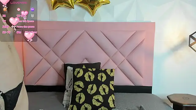 Caroline daring online show from 07/16/26, 12:22