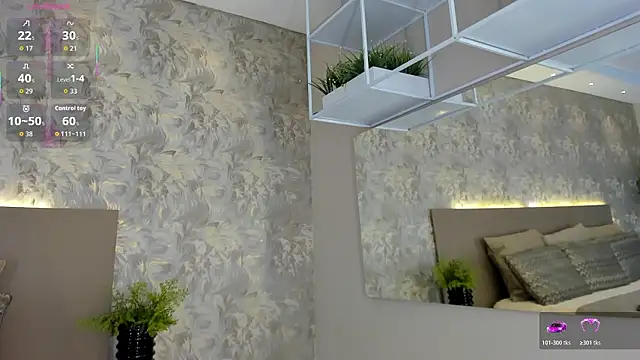 VictoriaShelby online show from 03/04/26, 11:49