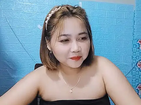Snapshot of Nhan7868 chatting on 09/28/25, 02:22 Nhan7868 online show from 09/28/25, 02:22