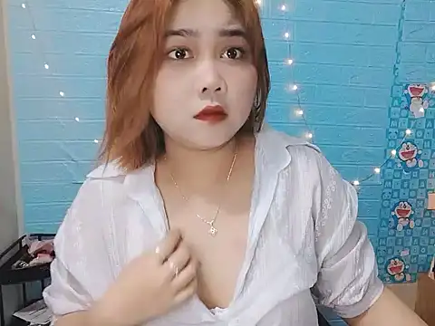 Snapshot of Nhan7868 chatting on 10/17/25, 01:57 Nhan7868 online show from 10/17/25, 01:57
