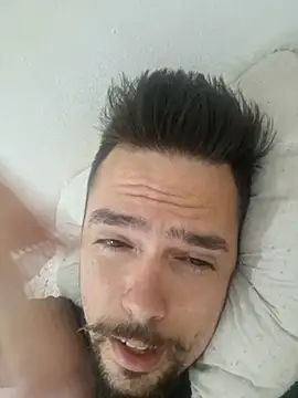 Snapshot of Arthur_Rj_21 chatting on 10/30/25, 09:59 Arthur Rj 21 online show from 10/30/25, 09:59