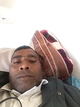 Chanderi19 online show from 12/16/25, 08:52