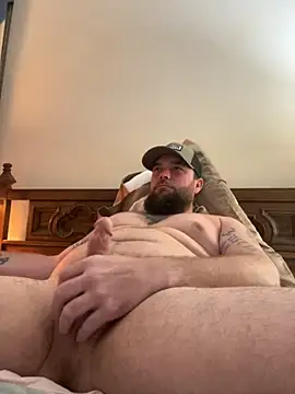 Snapshot of InfamousThatguy1101 chatting on 09/15/25, 12:32 InfamousThatguy1101 online show from 09/15/25, 12:32