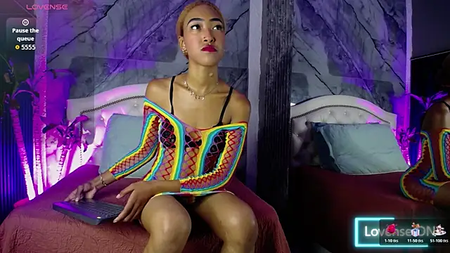 Alisha Ebonyy online show from 10/27/25, 11:25