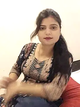 Hot-Pooja25 online show from 03/28/26, 10:04