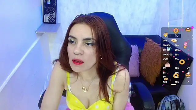 KendallWood  online show from 09/25/25, 08:23