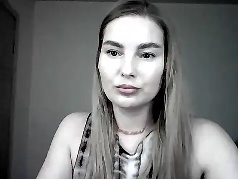 Zeriellee online show from 05/13/26, 01:30