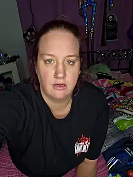 Snapshot of BabygurlJay chatting on 12/15/25, 08:02 BabygurlJay online show from 12/15/25, 08:02